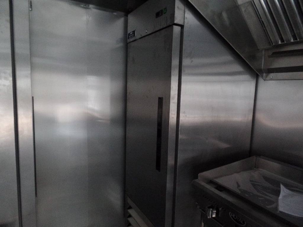 8.5′ x 20′ Concession Food Trailer With Appliances — photo 7