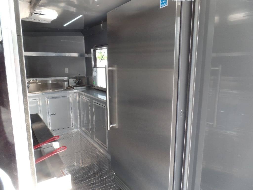 8.5′ x 20′ Concession Food Catering Vending Trailer — photo 4