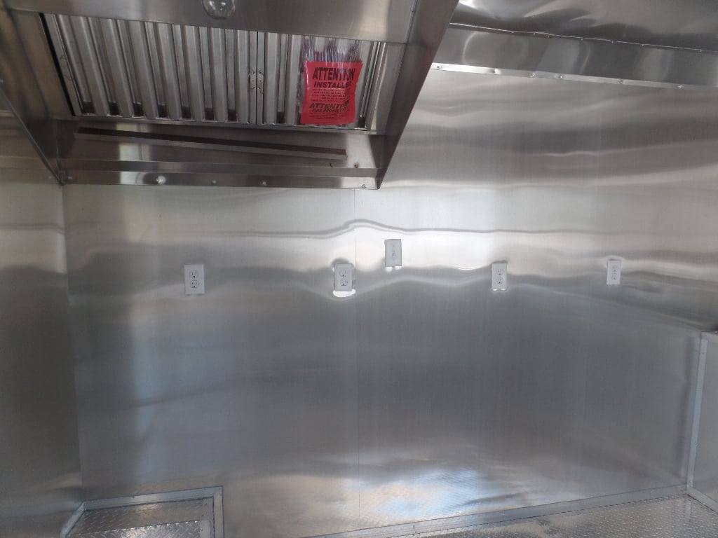 8.5′ x 22′ White BBQ Porch Concession Food Event Catering — photo 4