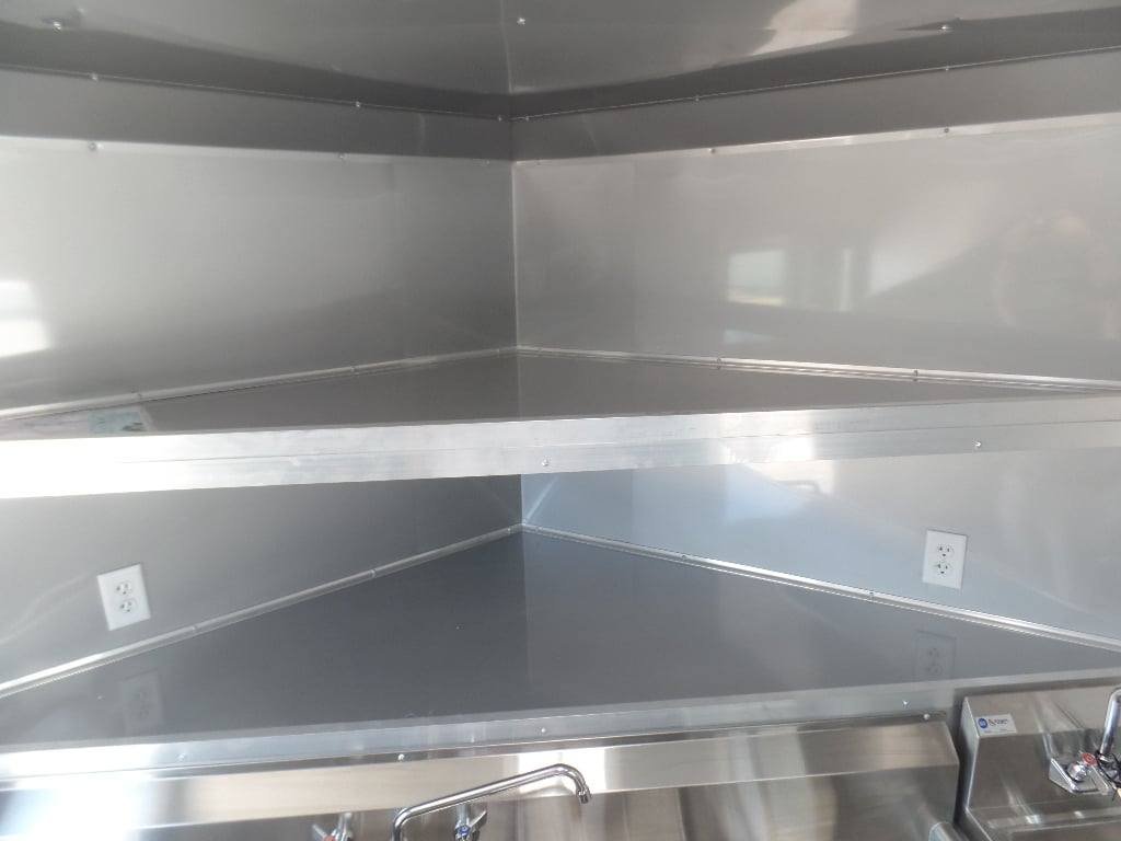 8.5′ x 16′ Emerald Green Food Event Concession Trailer — photo 4