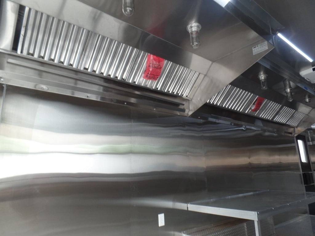 8.5′ x 24′ Blue Catering Event Concession Food Trailer — photo 13