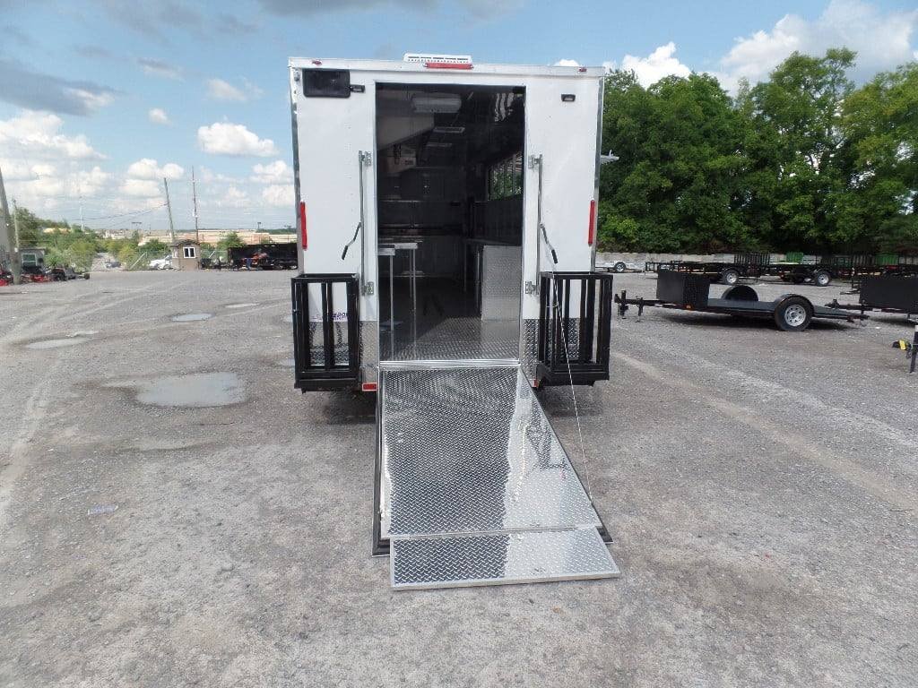 8.5′ x 40′ White Goose-neck Concession Food Trailer — photo 9