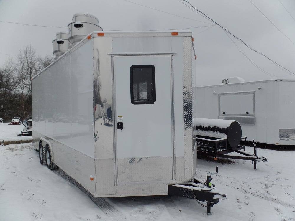 8.5′ x 20′ Concession Food Trailer White Event Catering — photo 4