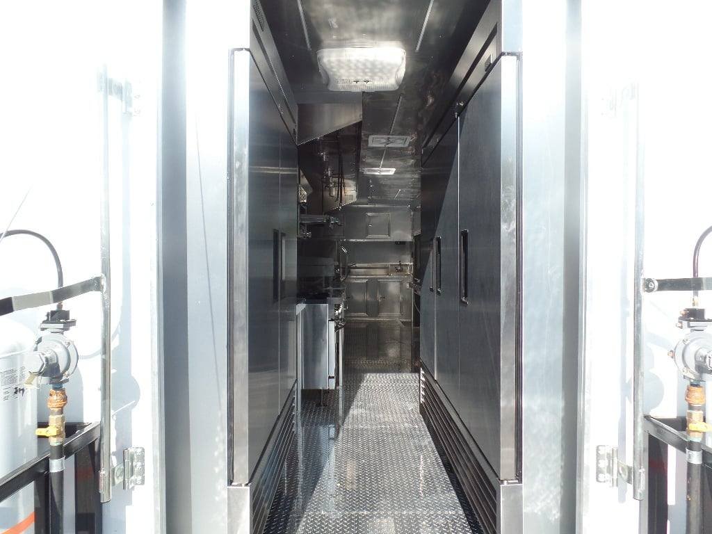 8.5′ x 40′ White Goose Neck Event Concession Food Trailer With Appliances — photo 9