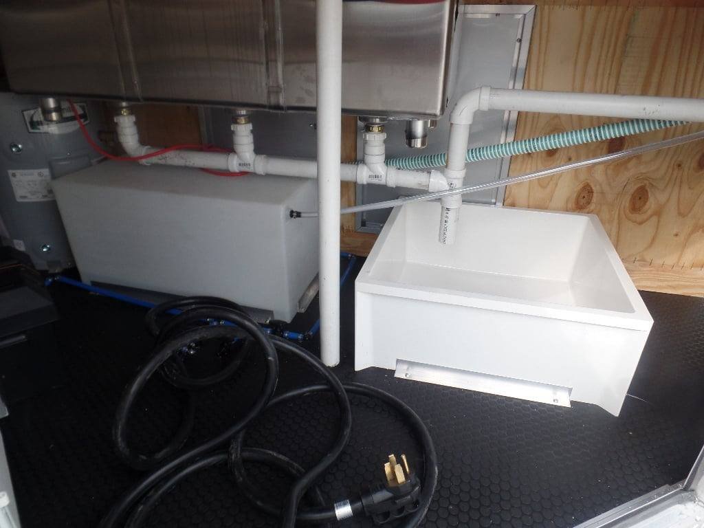 8.5′ x 25′ White Catering Concession Food Trailer — photo 2