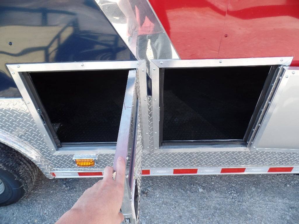 Concession Food Trailer 8.5′ x 32 Red/Blue BBQ Event Catering — photo 8