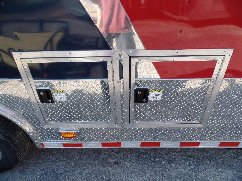Concession Food Trailer 8.5′ x 32 Red/Blue BBQ Event Catering — photo 13