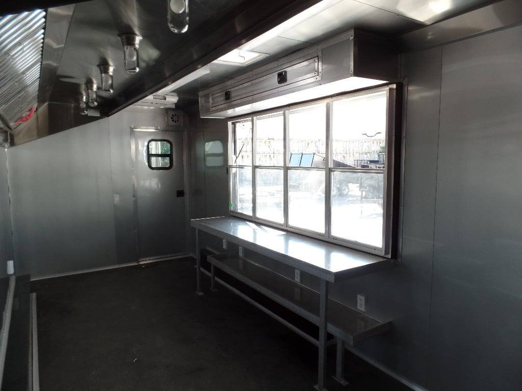 Concession Food Trailer 8.5′ x 32 Red/Blue BBQ Event Catering — photo 2