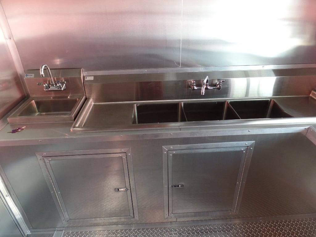 8.5′ x 18′ Concession Trailer Dove Grey Food Event Catering — photo 8