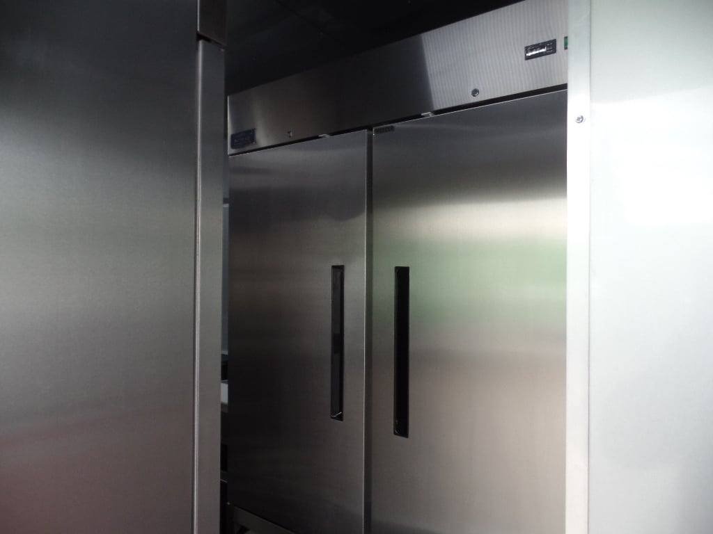 8.5′ x 45′ Red Gooseneck Concession BBQ Food Trailer With Appliances — photo 6