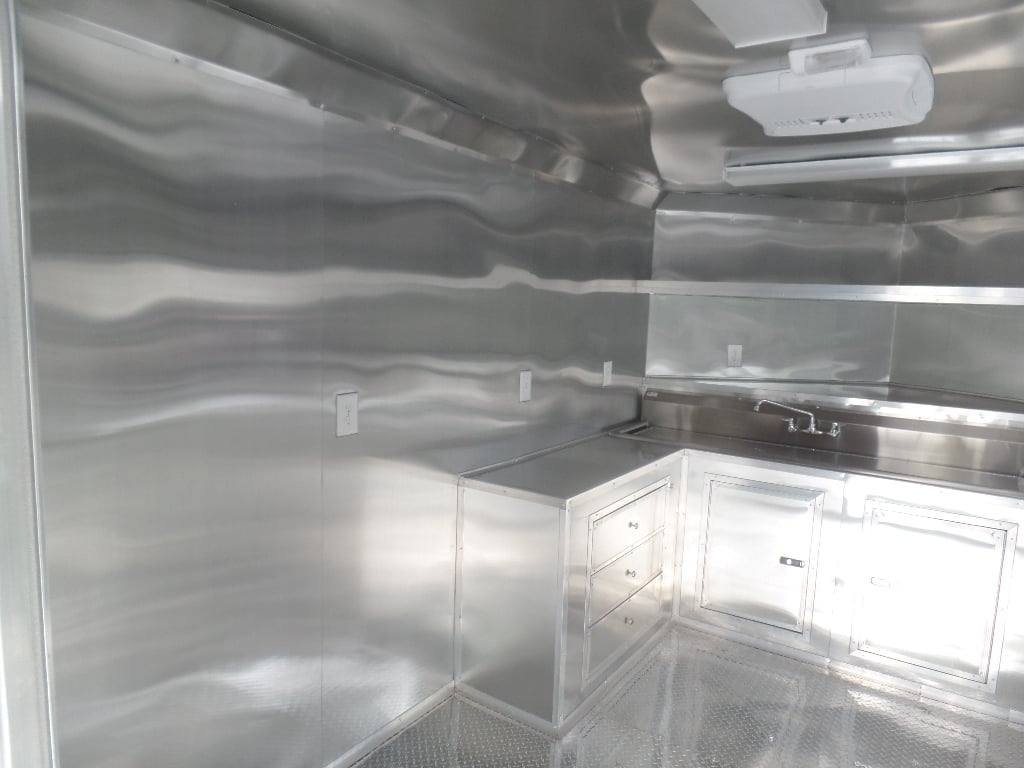 8.5′ x 22′ Concession Food Trailer Black BBQ Event — photo 8