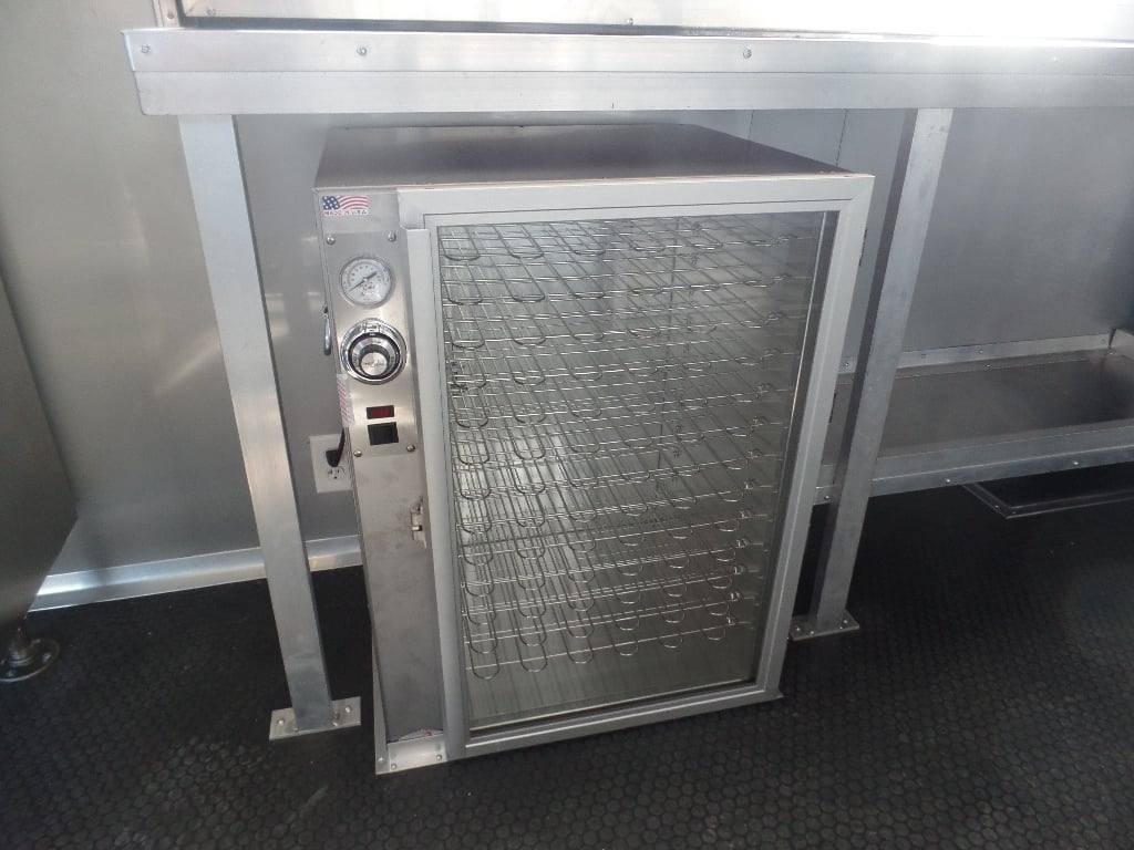 8.5′ x 30′ Black Pizza Concession Trailer With Appliances — photo 3