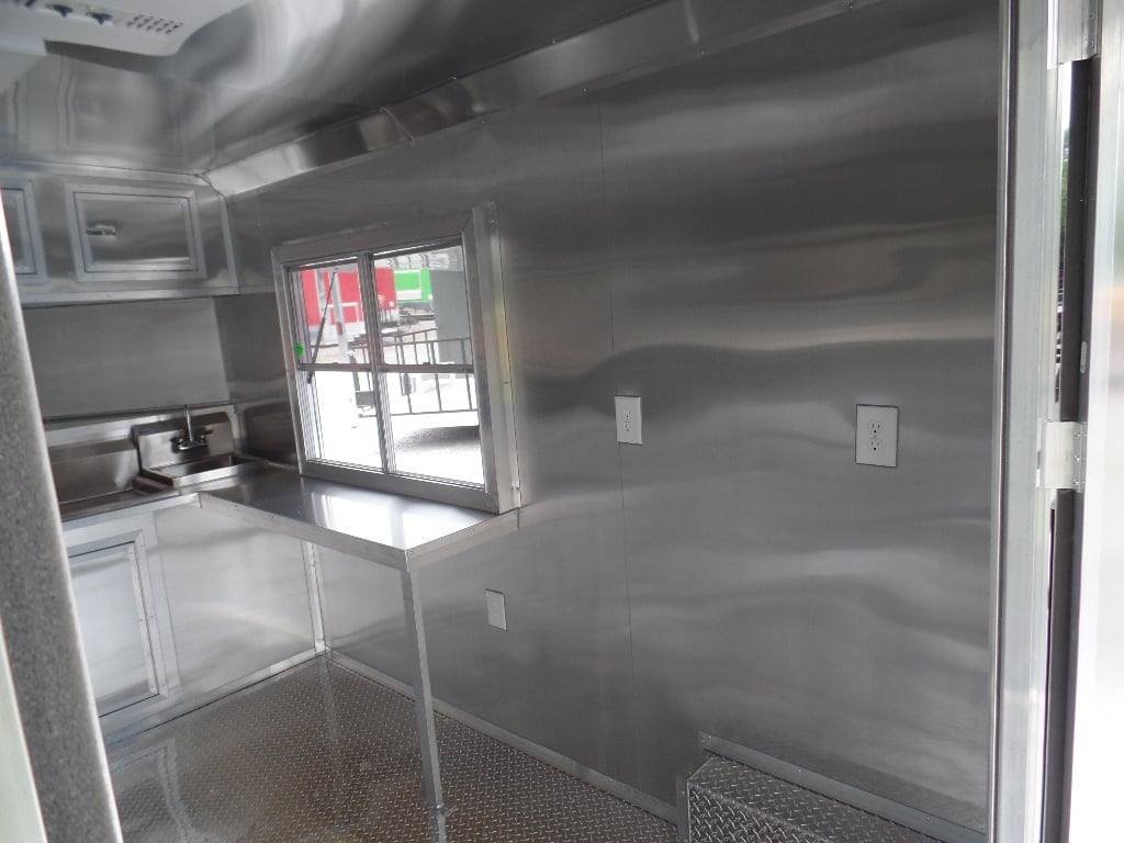 8.5′ x 20′ Concession Food Trailer Black BBQ Event — photo 4