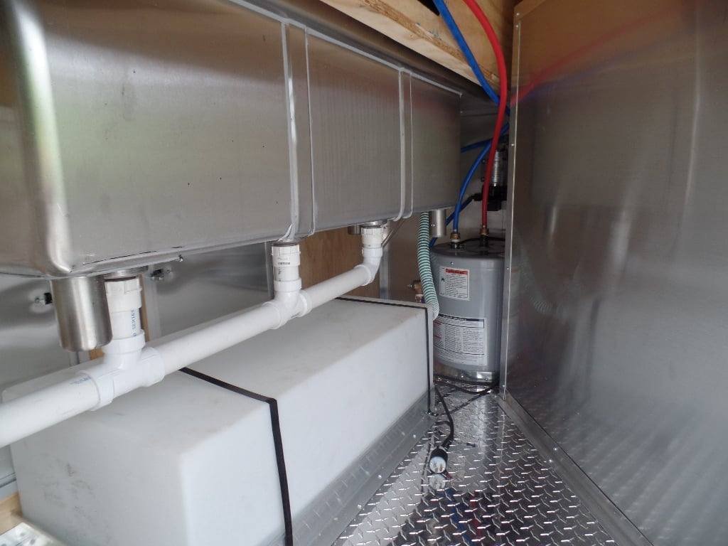 8.5′ x 20′ Concession Food Trailer Black BBQ Event — photo 6