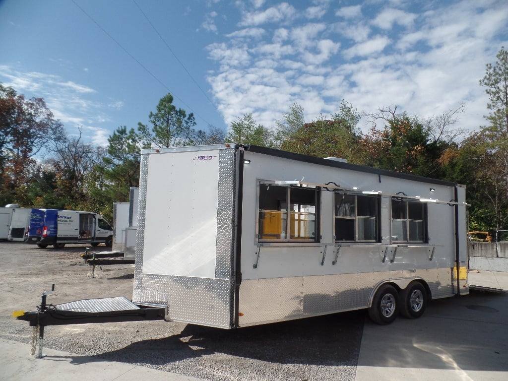 8.5′ x 20′ White Mobile Office Concession Trailer