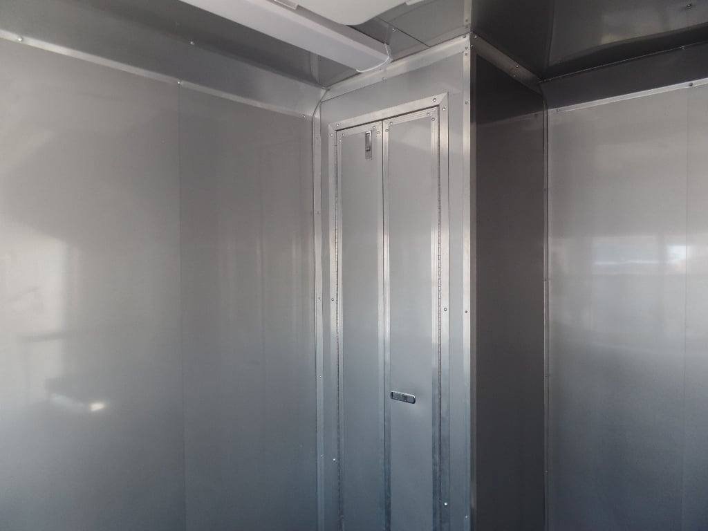 8.5′ x 18′ Concession Food Trailer Brandy Wine Event Catering — photo 6
