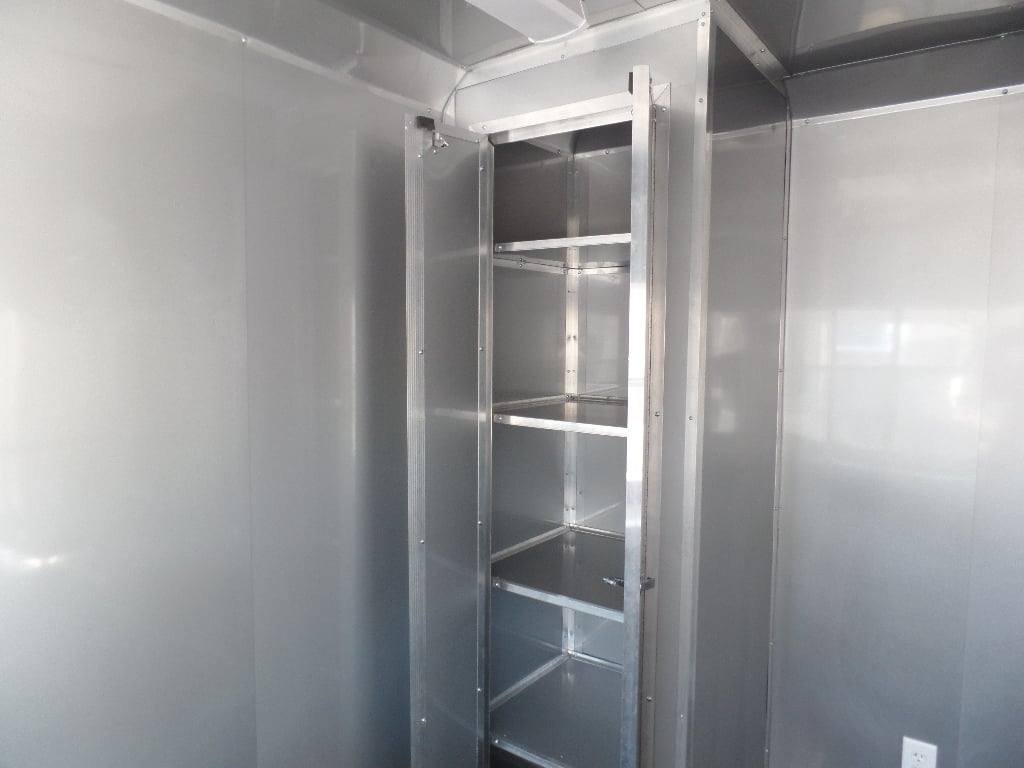 8.5′ x 18′ Concession Food Trailer Brandy Wine Event Catering — photo 3