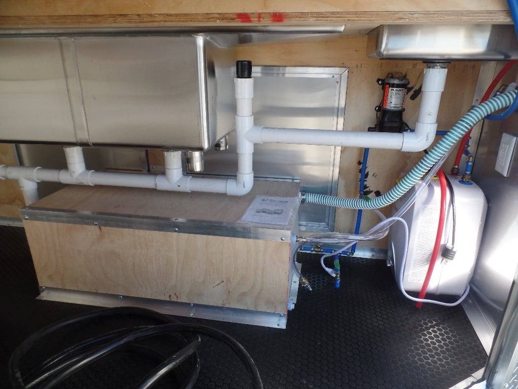 8.5′ x 20′ White Concession Food Trailer With Appliances — photo 10