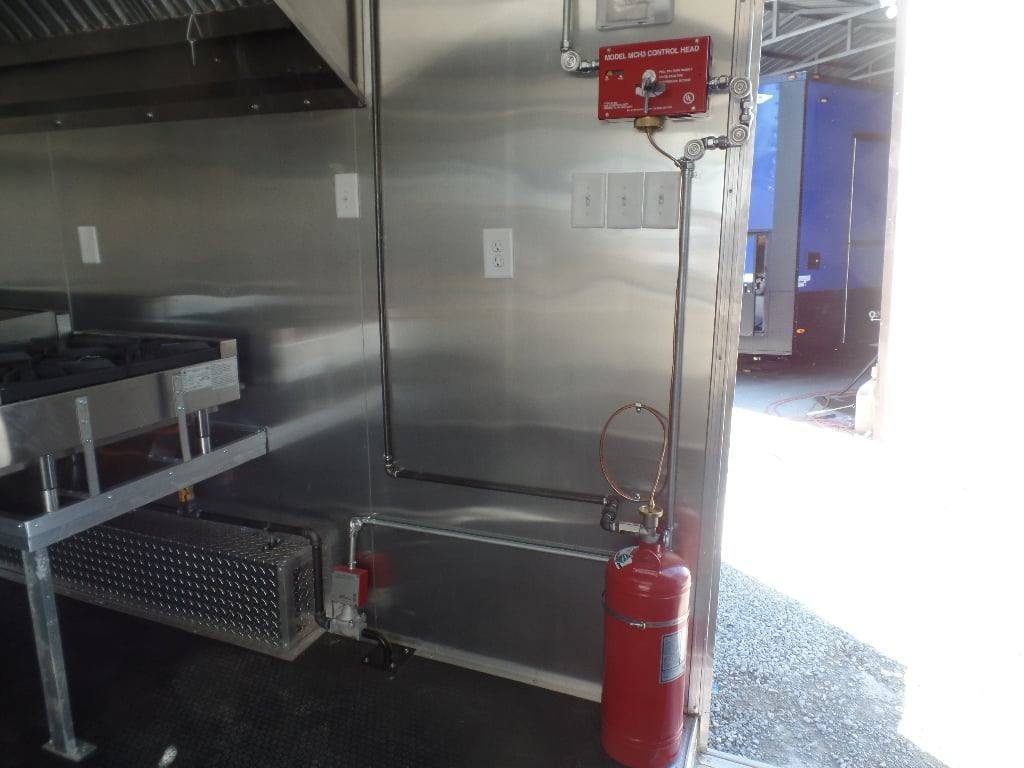 8.5′ x 20′ White Concession Food Trailer With Appliances — photo 4