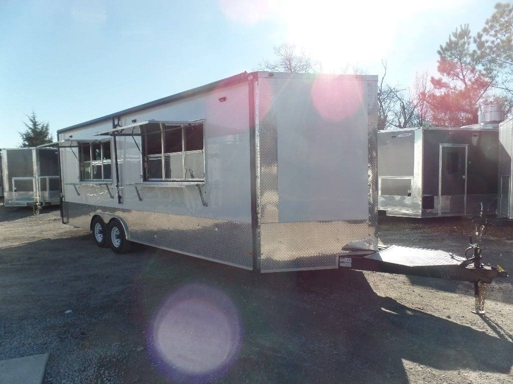 8.5′ x 24′ White Concession Food Trailer