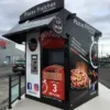 Fully automatic pizza machine with 55-inch touchscreen