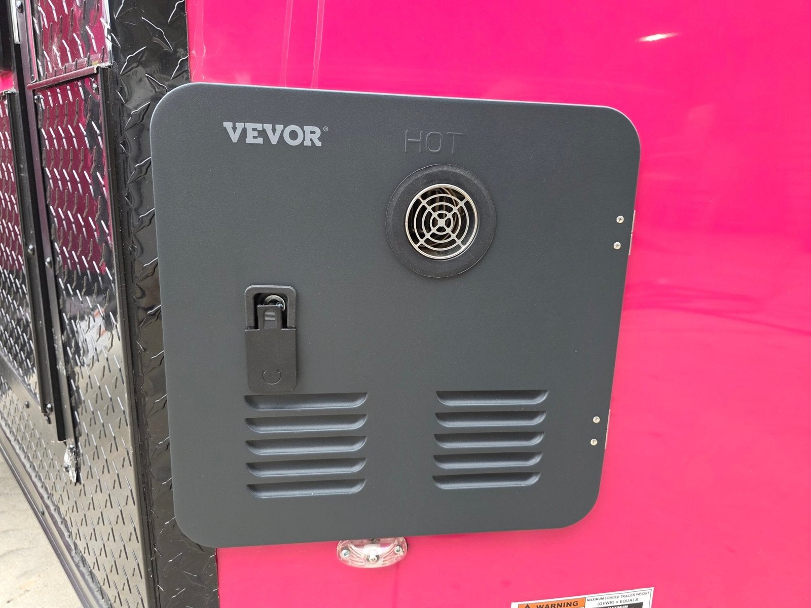 8.5′ x 24′ Pink w/ Blackout Custom Concession Trailer Food Event — photo 7